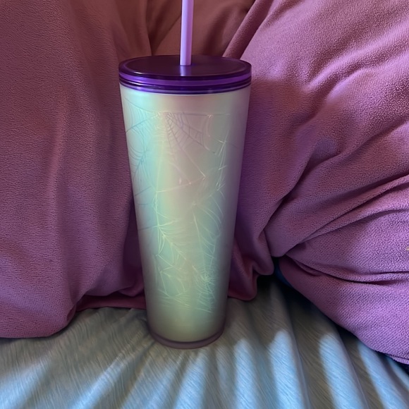 Starbucks spiderweb 🕸️ soft touch 24oz tumbler RARE - Picture 5 of 5